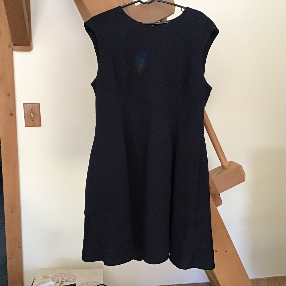 Liz Claiborne Navy Blue Embossed Houndstooth Dress